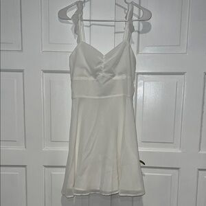 Elegant White Women's tie back dress
